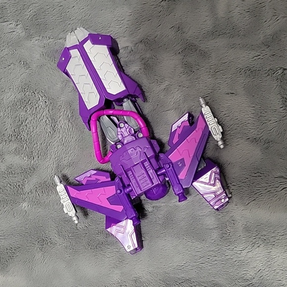 Hasbro Transformers Cyberverse Decepticon Shockwave - Picture 2 of 4
